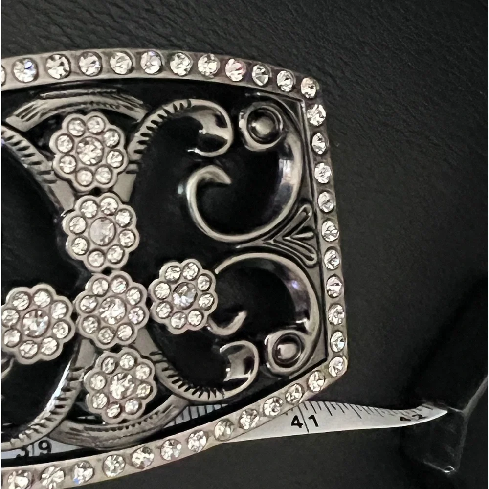 Vintage leather rhinestone cross buckle belt - Picture 7 of 9